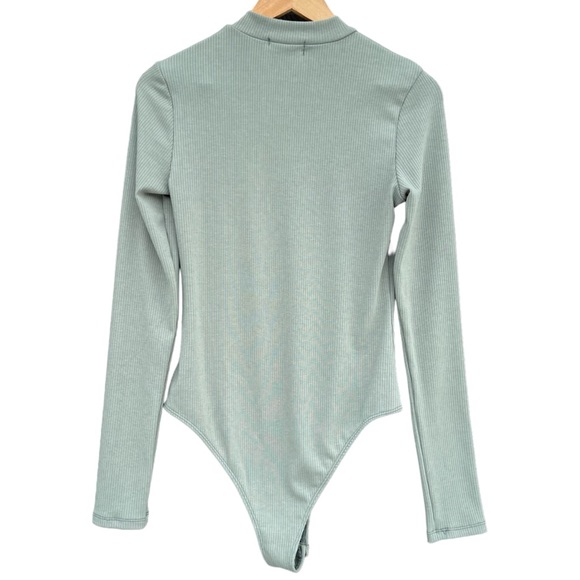 Altar’d State | Mock Neck Bodysuit | L - Picture 4 of 11